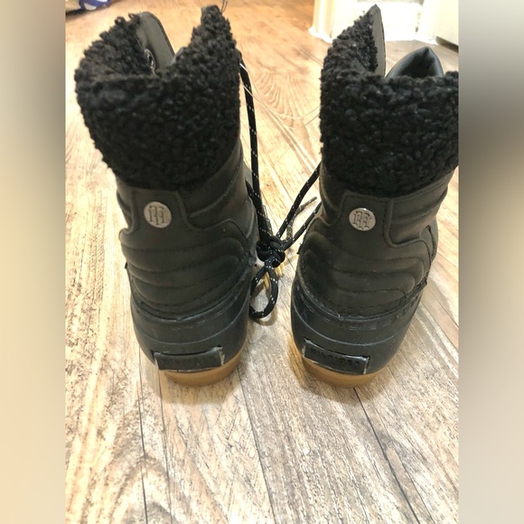 Tommy Hilfiger Black Faux Fur Boots - Picture 5 of 7